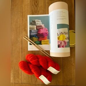 Purl Soho Learn To Knit
Scarf Knitting Kit, Super Soft Merino Yarn in Red Poppy